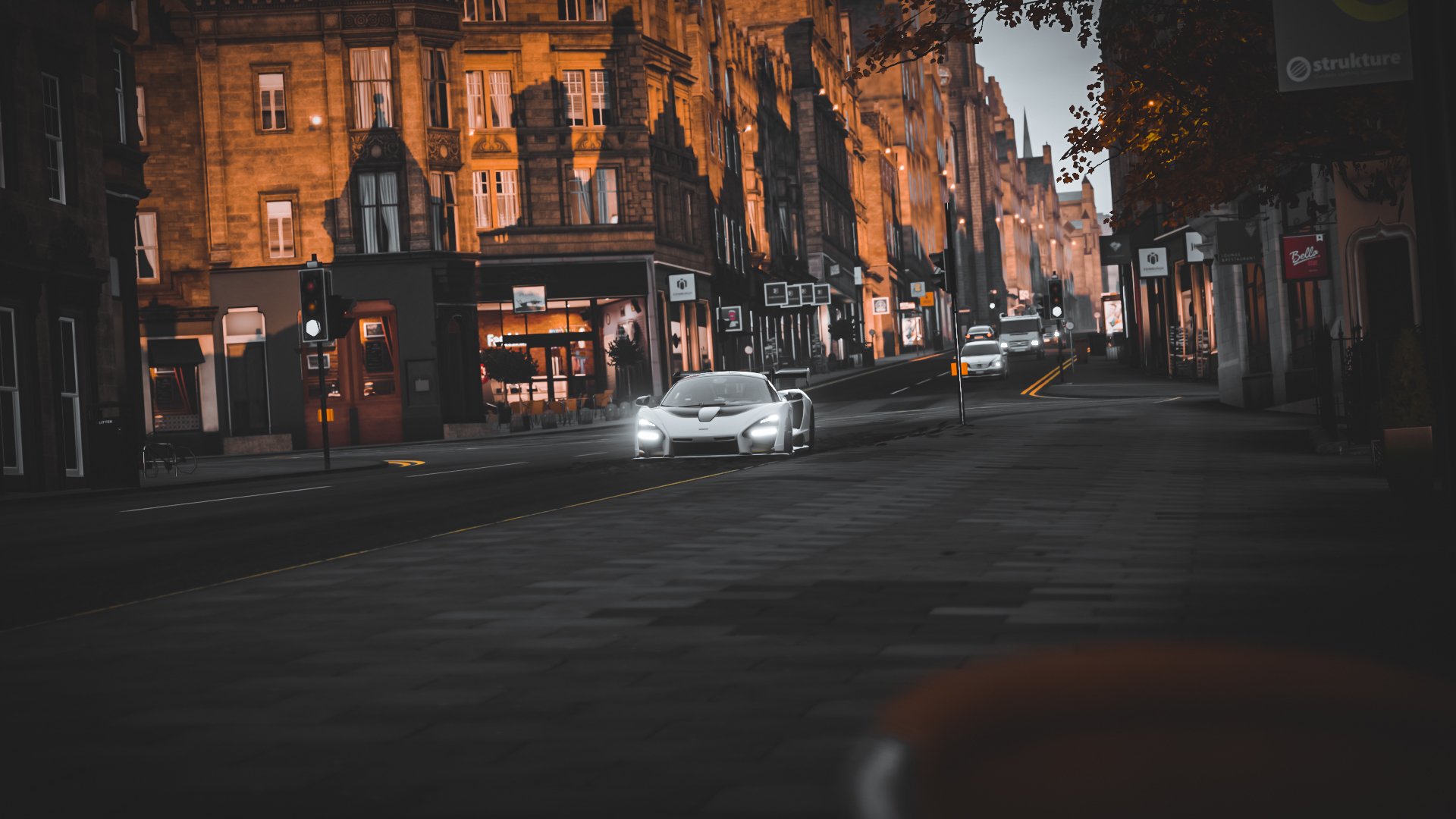 赫罗纳双后腰体系增强攻防平衡，赫罗纳今天比赛